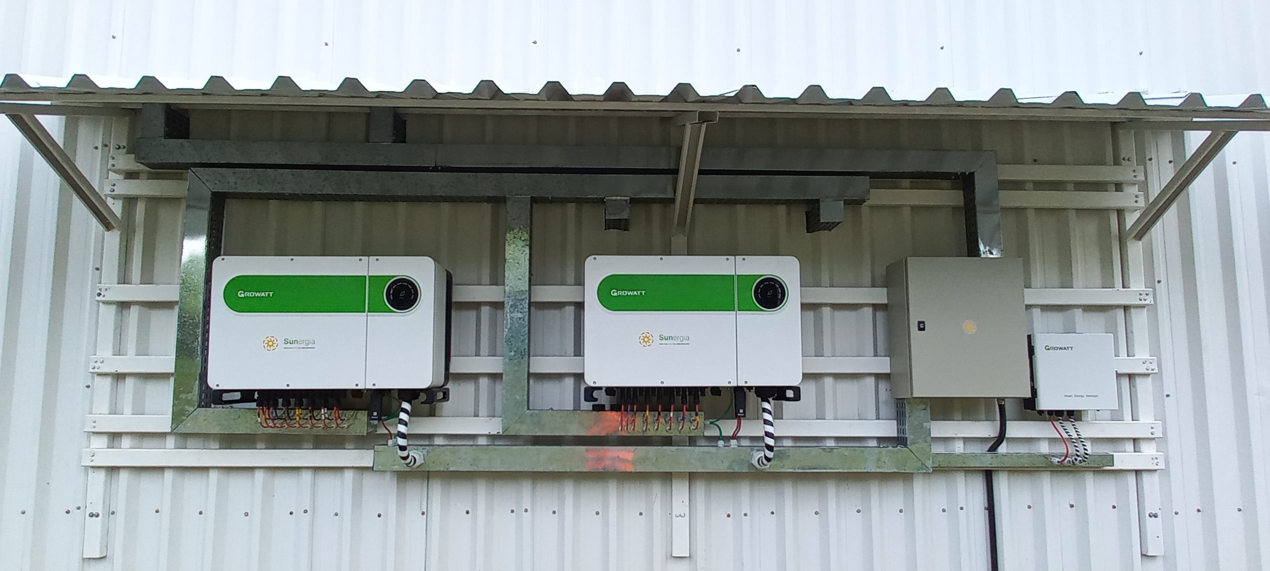 Gerador FV na unidade Saint-Gobain Weber em Pacatuba, CE