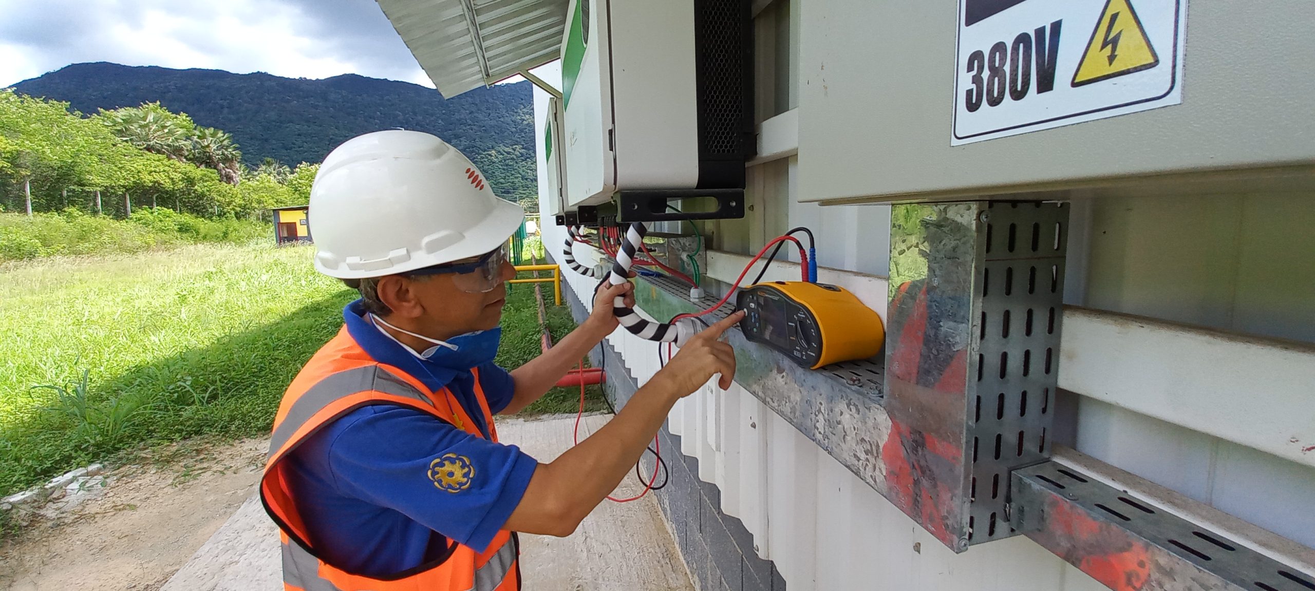 Equipe da sunergia realizando integração