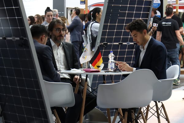 Fabricante AE Solar apresentou as linhas Aurora, Comet e Neptune, na Intersolar Europa
